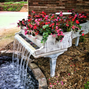 Planter/Garden Fountain